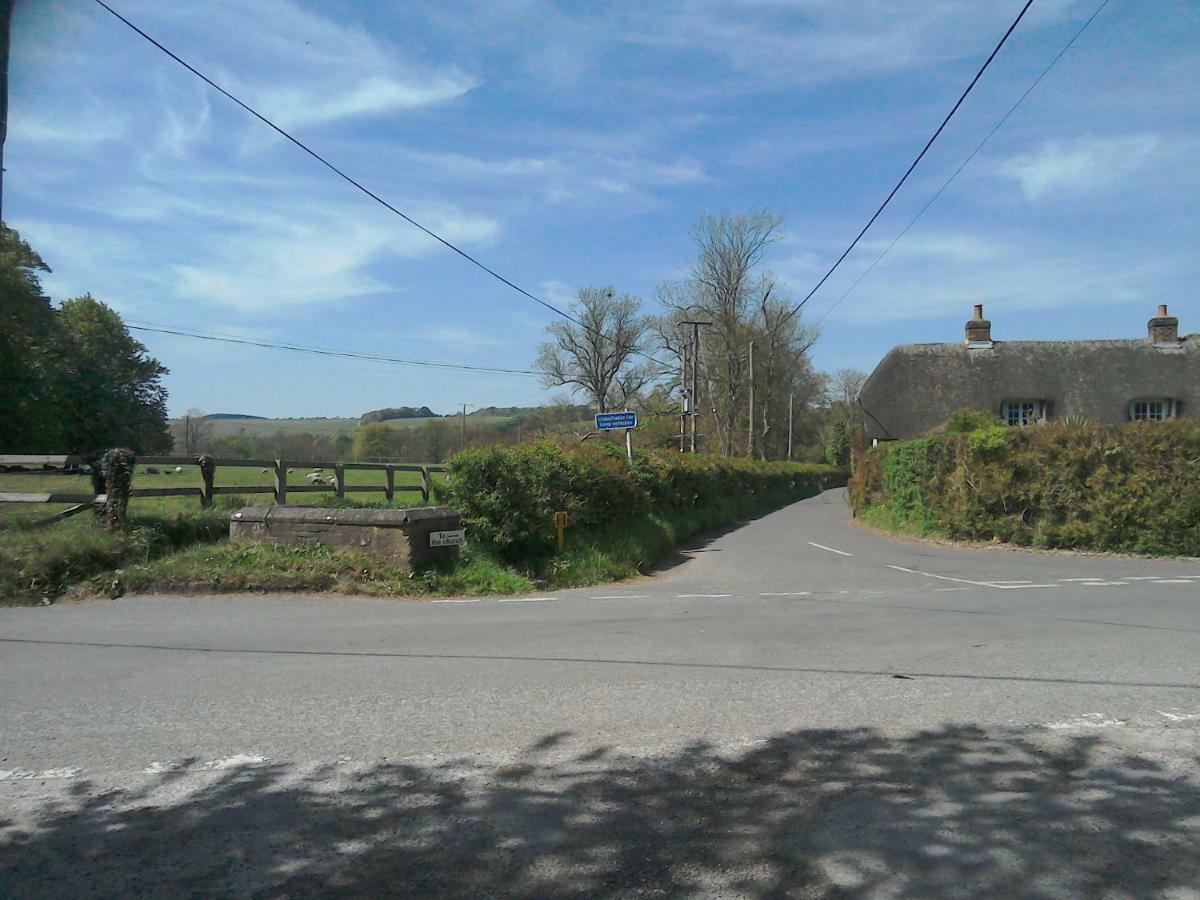 The Crown Inn Alvediston Exterior foto