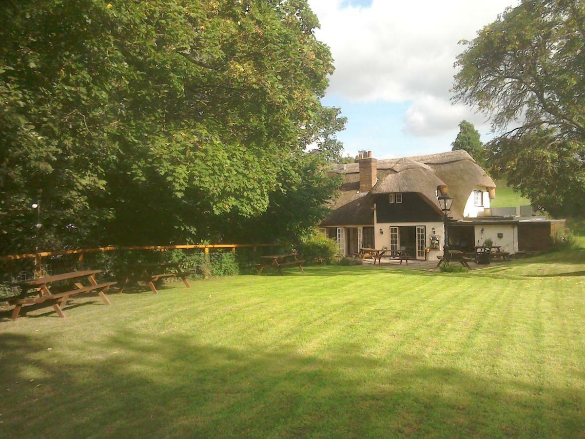 The Crown Inn Alvediston Exterior foto